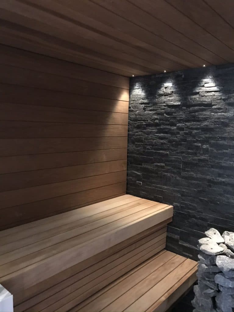 Saunan-lauteet_saunan-kiviseina-2