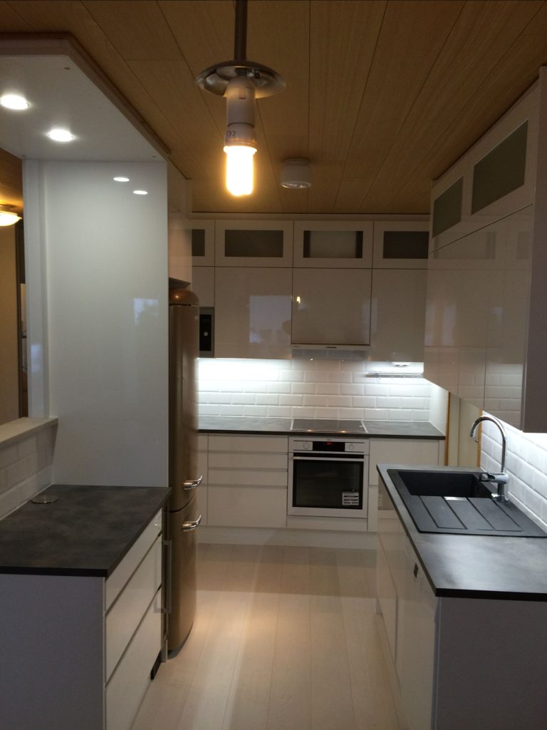 MRsauna-puusepantyot-kalusteasennus-keittio-sisaremontit-Uusimaa-Helsinki-Espoo-Vantaa-Nurmijarvi-Klaukkala-Tuusula-Kirkkonummi-10