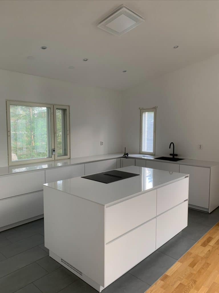 MRsauna-puusepantyot-kalusteasennus-keittio-sisaremontit-Uusimaa-Helsinki-Espoo-Vantaa-Nurmijarvi-Klaukkala-Tuusula-Kirkkonummi-7