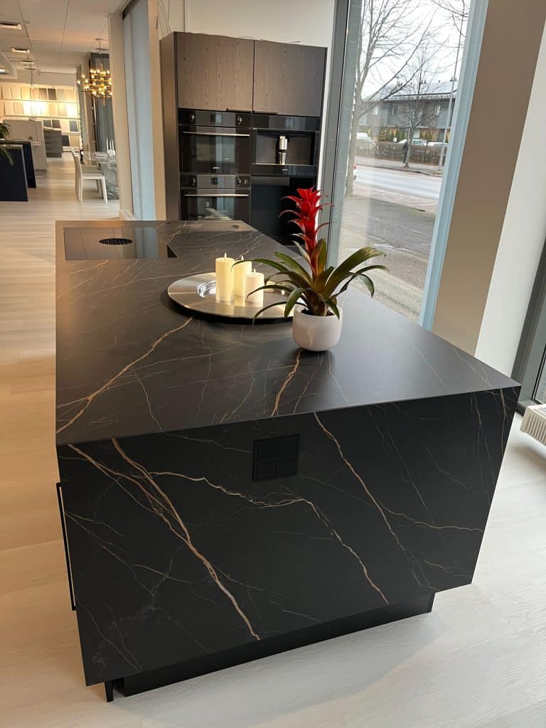 MRsauna-puusepantyot-kalusteasennus-keittio-sisaremontit-Uusimaa-Helsinki-Espoo-Vantaa-Nurmijarvi-Klaukkala-Tuusula-Kirkkonummi-8