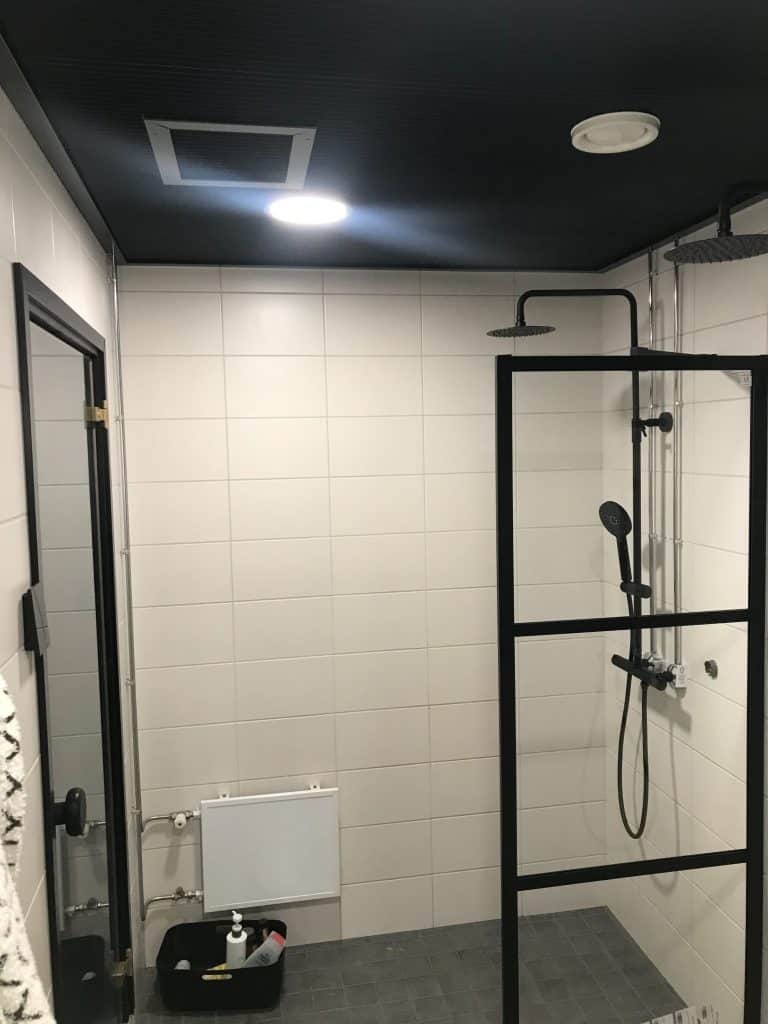 MRsauna-puuseppa-sisaremontit-pesuhuone-Uusimaa-Helsinki-Espoo-Vantaa-Nurmijarvi-Klaukkala-Tuusula-Kirkkonummi