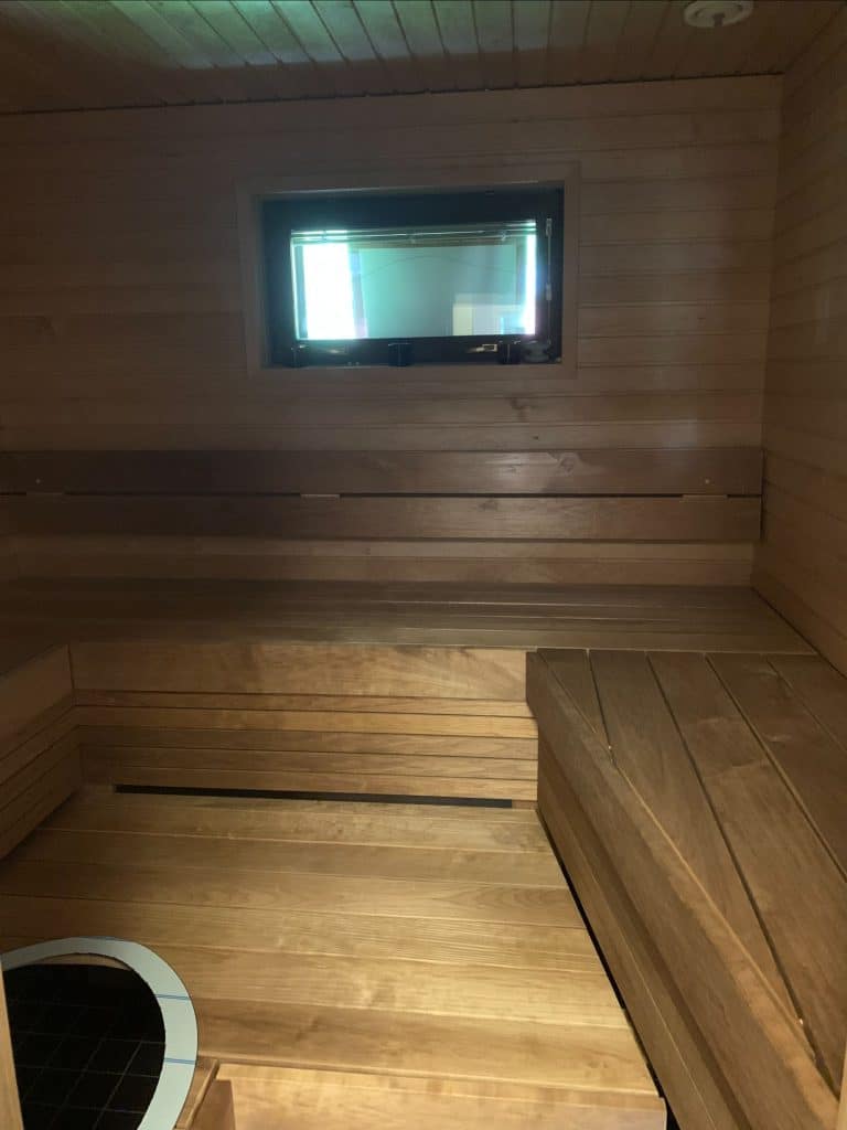 MRsauna-yksiolliset-uniikit-saunat-saunaremontit-puuseppa-Uusimaa-Helsinki-Espoo-Vantaa-Nurmijarvi-Klaukkala-Tuusula-Kirkkonummi-12