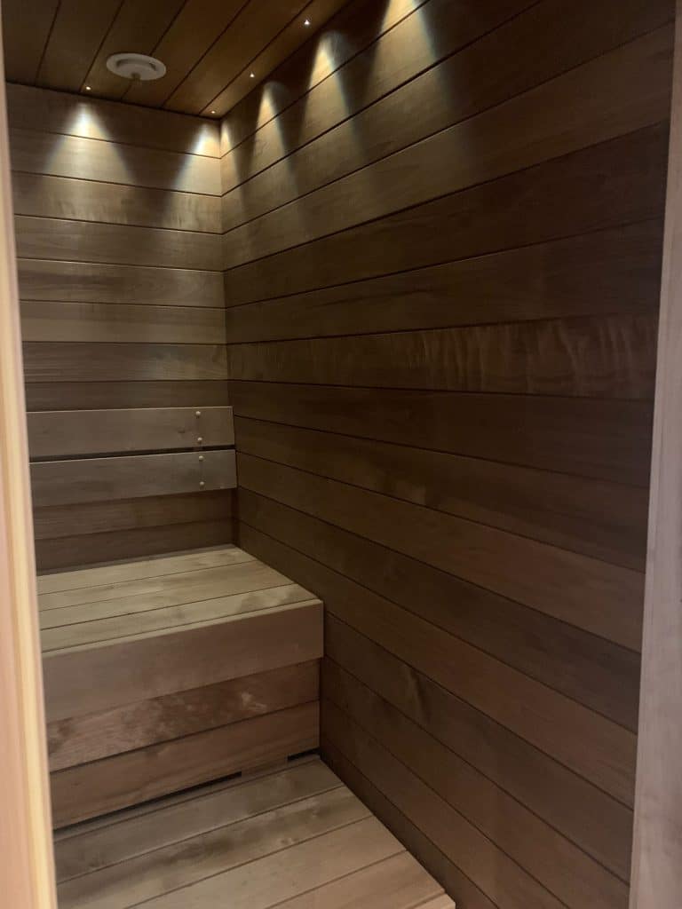 MRsauna-yksiolliset-uniikit-saunat-saunaremontit-puuseppa-Uusimaa-Helsinki-Espoo-Vantaa-Nurmijarvi-Klaukkala-Tuusula-Kirkkonummi-2